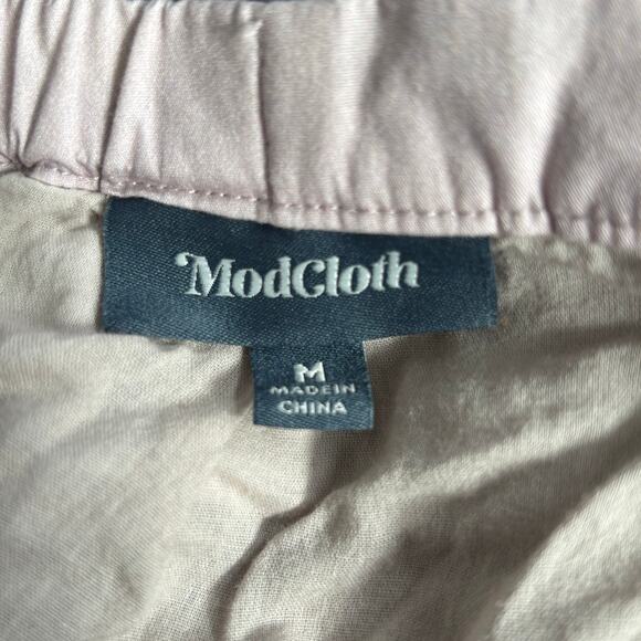 ModCloth Haunted House Halloween Skirt M
Spooky Graveyard Cotton Lined Medium - Picture 13 of 15